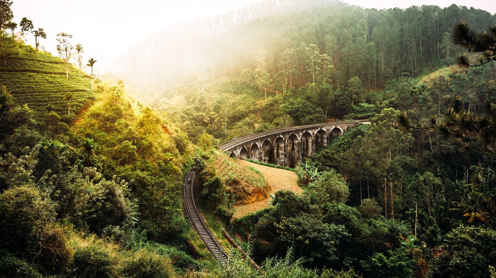 Nine Arch Bridge, Ella, Sri Lanka.